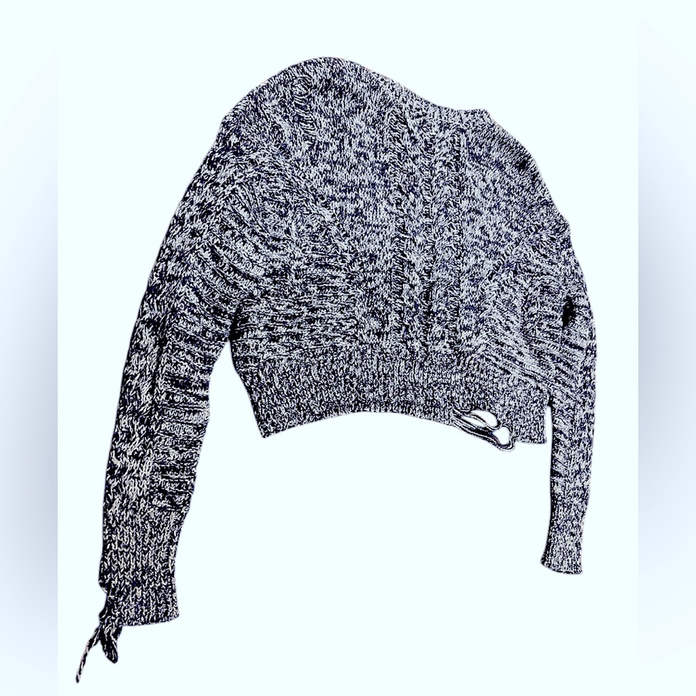 Wildfox Distressed Sweater Women S Blue White Knit V-neck Cropped - Picture 6 of 8